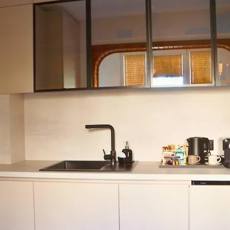 Flat Near Bulgaria Mall * סופיה